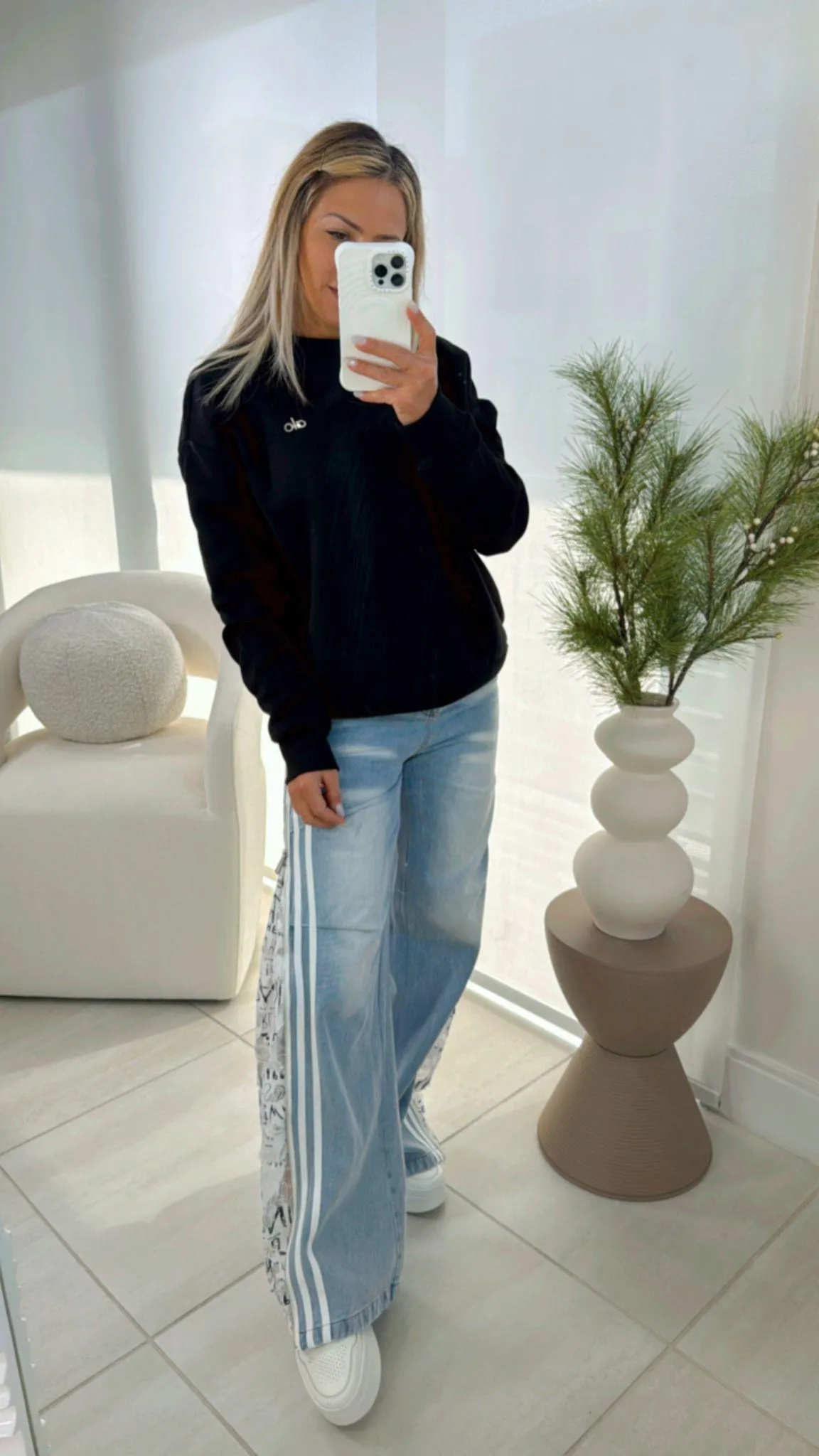 1875 Crew neck pullover sweater