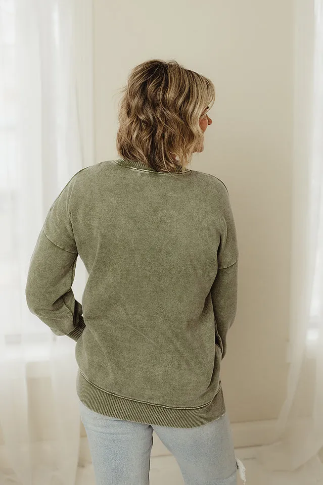 Acid Wash Hi-Low Hem Pullover
