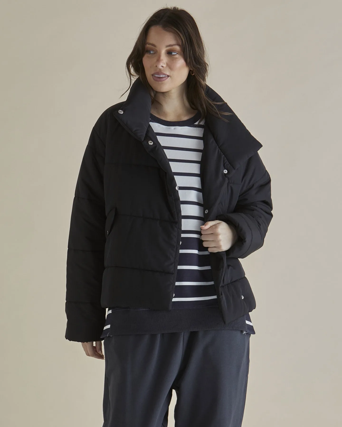 Betty Basics Presley Puffer Jacket BB6082 - Black