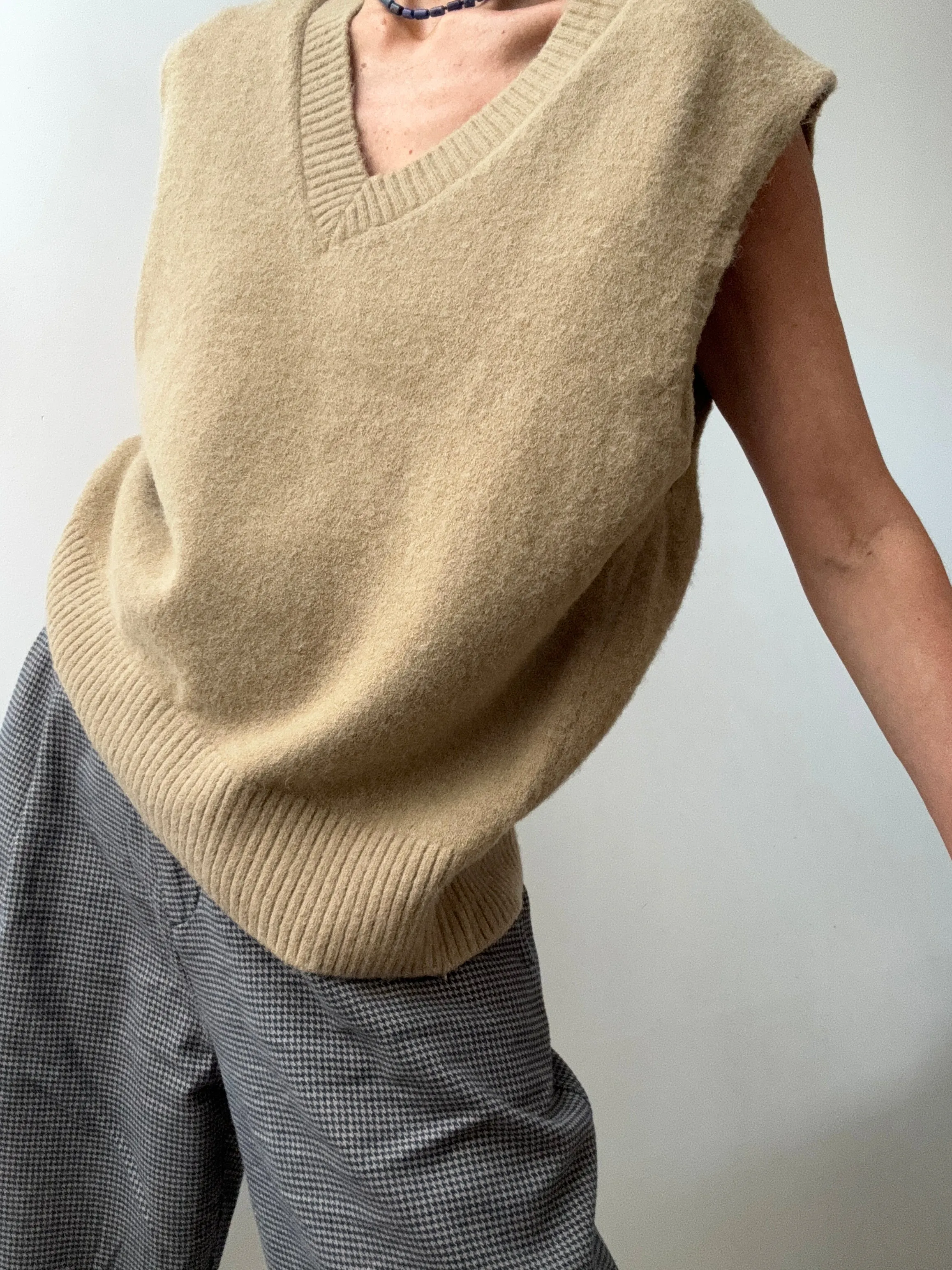 Blended Winter Knit Vest Tan