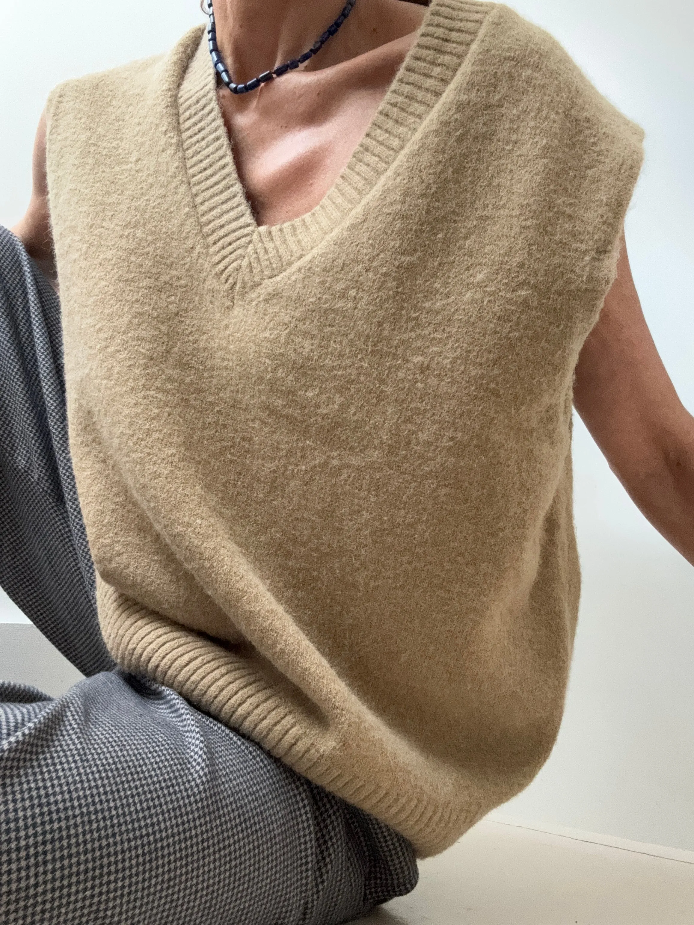 Blended Winter Knit Vest Tan
