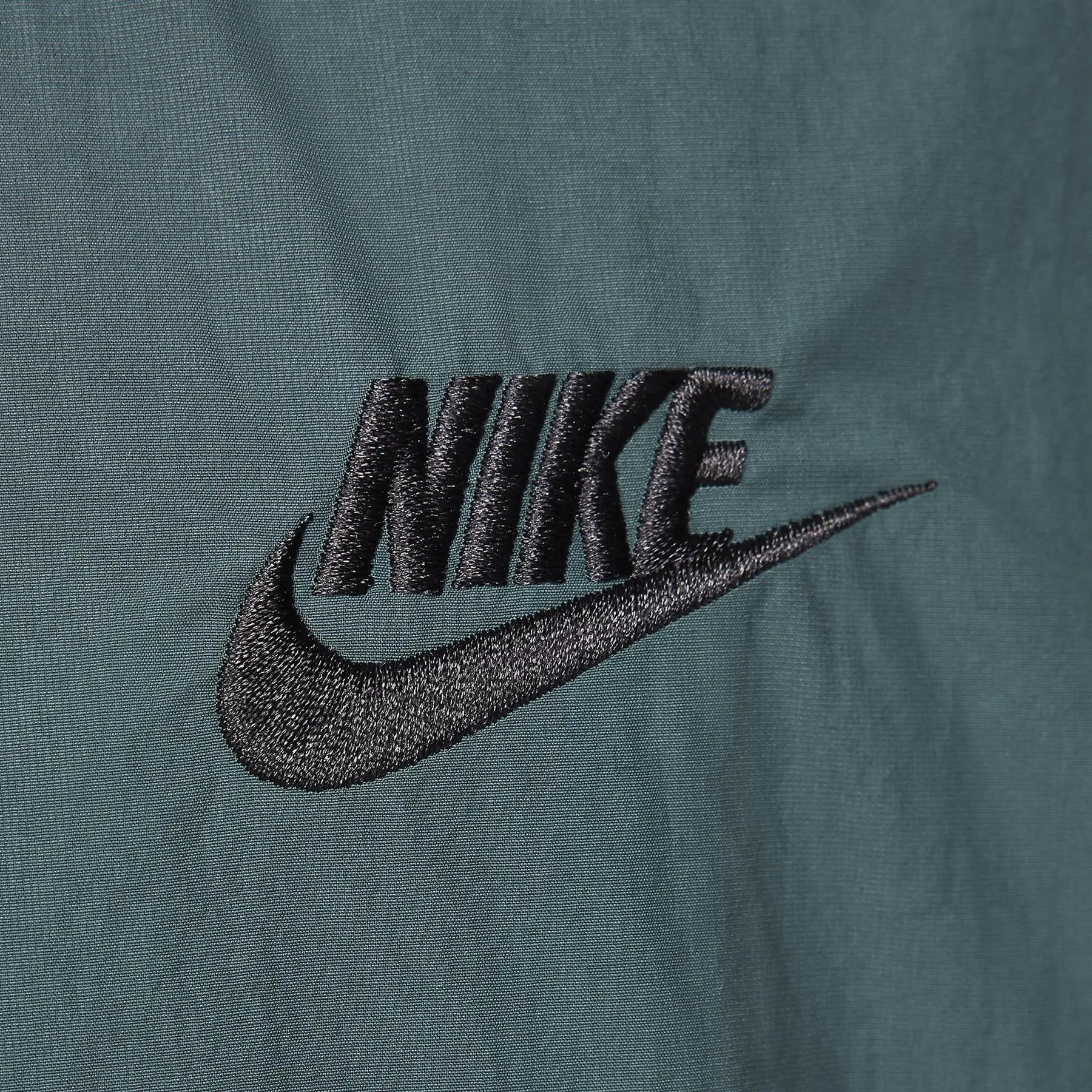 Club Fleece  Crew Neck Woven Nylon Wind Sweatshirt Deep Jungle Green - SS24