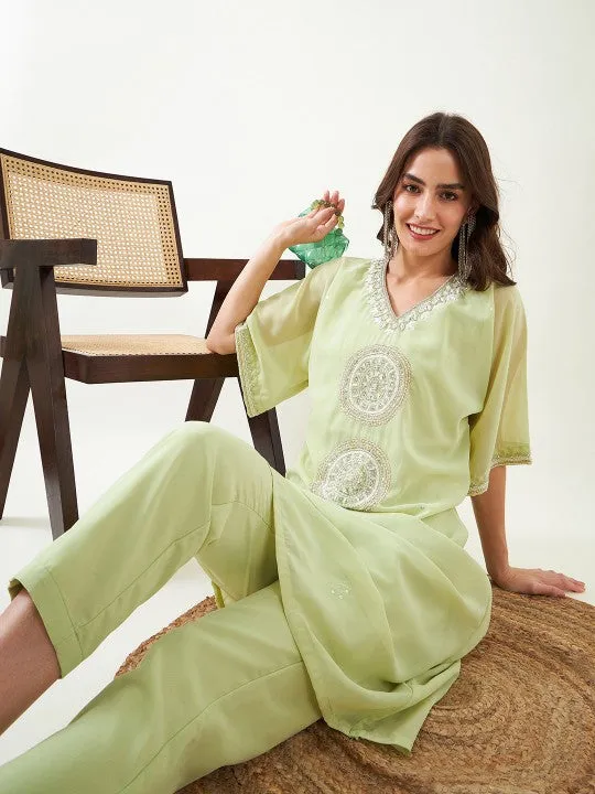 Embroidered Aari Work Pakistani Style Kurta With Trousers & Slip