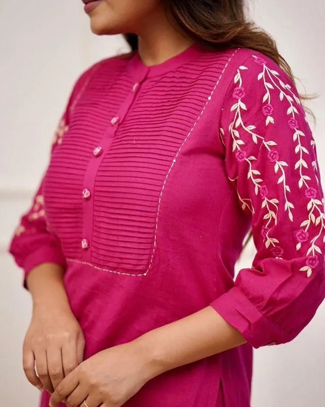 LIBASRACHNA EMBROIDERED COTTON KURTA WITH PANT SET