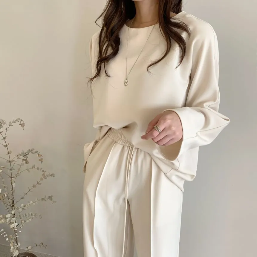 Long Sleeve Crew Neck Plain Pullover / Mid Rise Plain Wide Leg Sweatpants