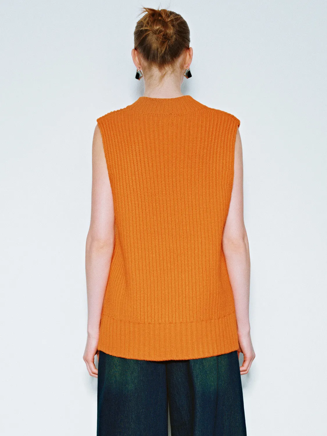 Loose V-Neck Knitted Vest