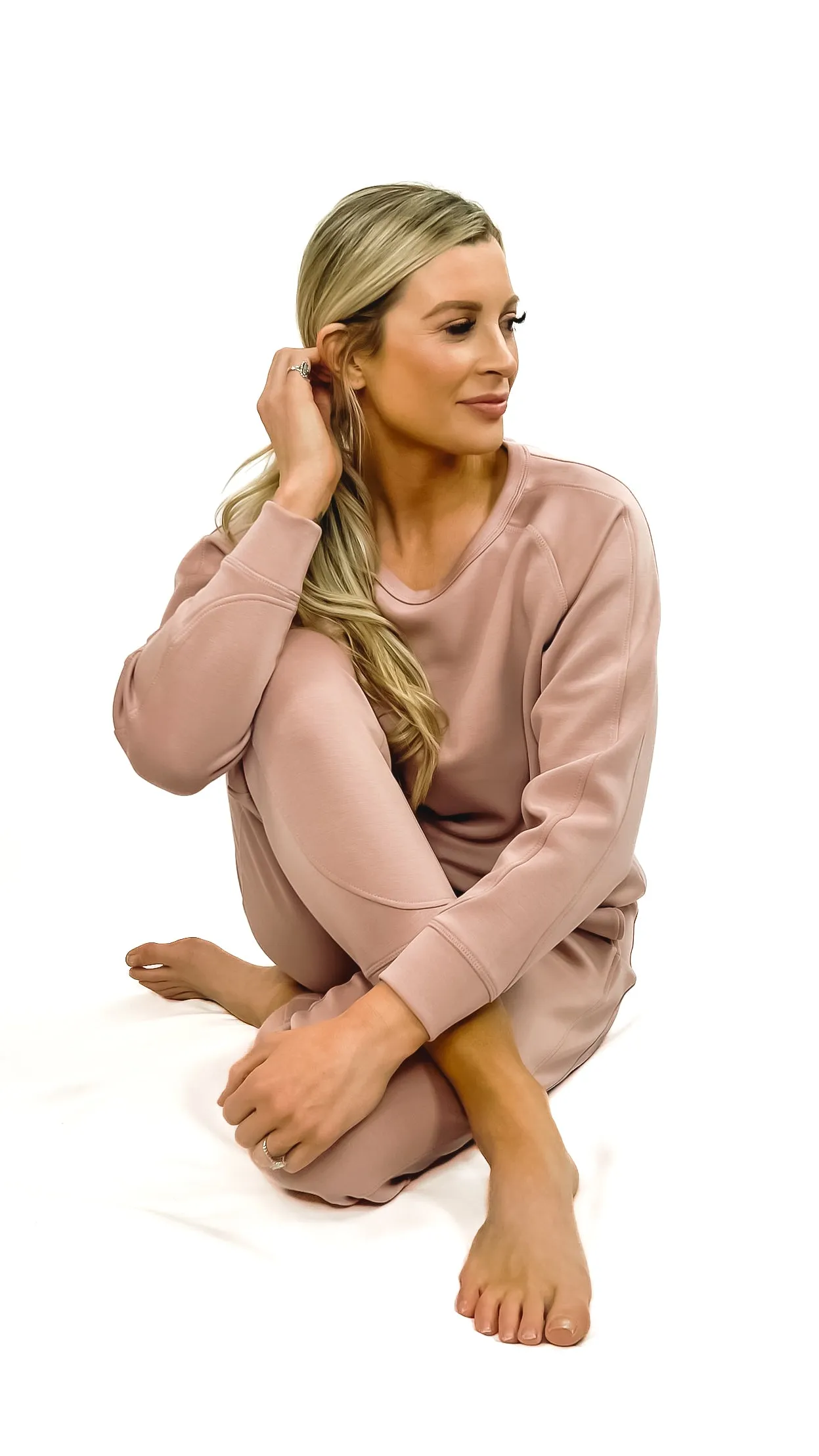 Maise Crew Neck Pullover- Rose