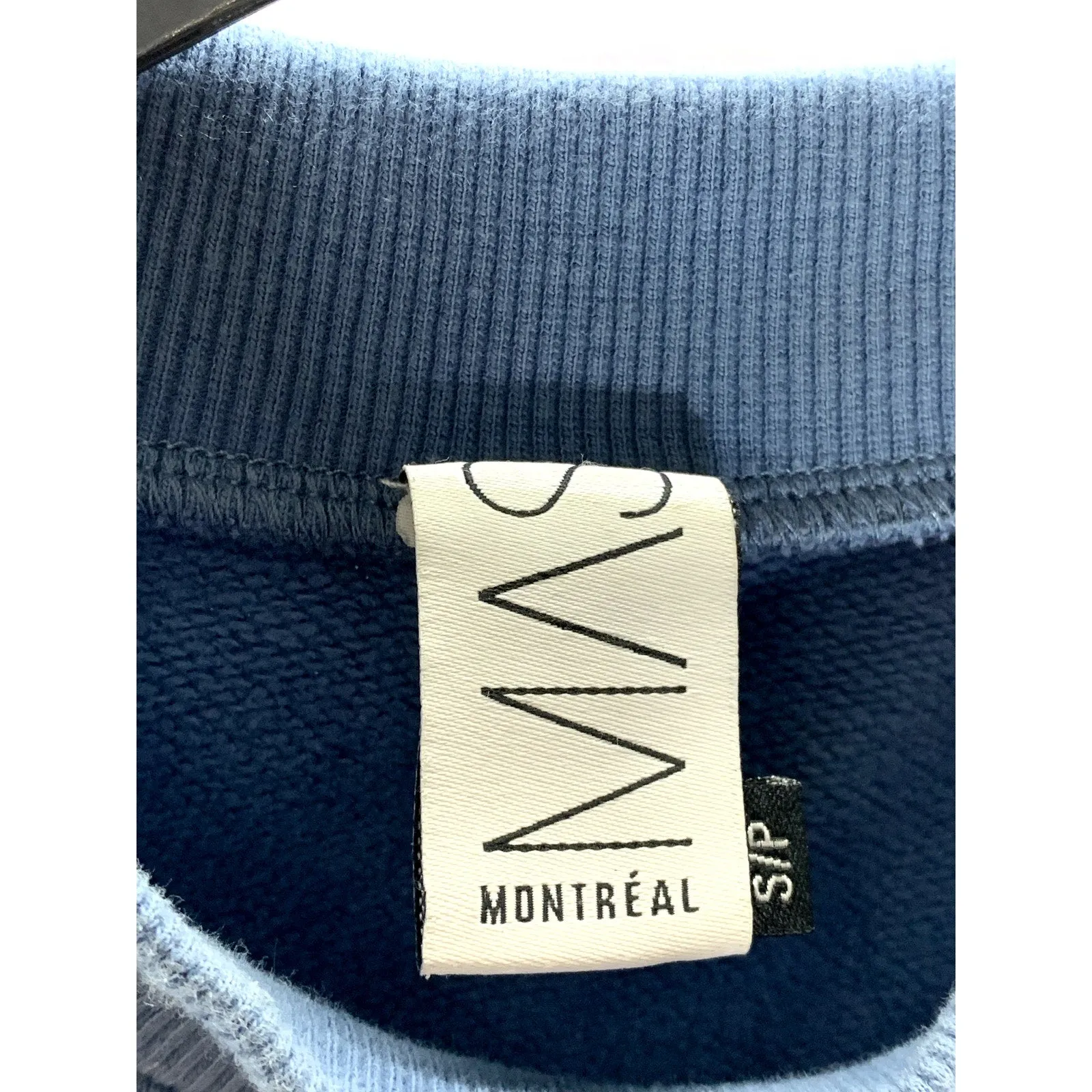 MAS MONTREAL Women's Dark Blue Solid Crewneck Pullover Sweater SZ S
