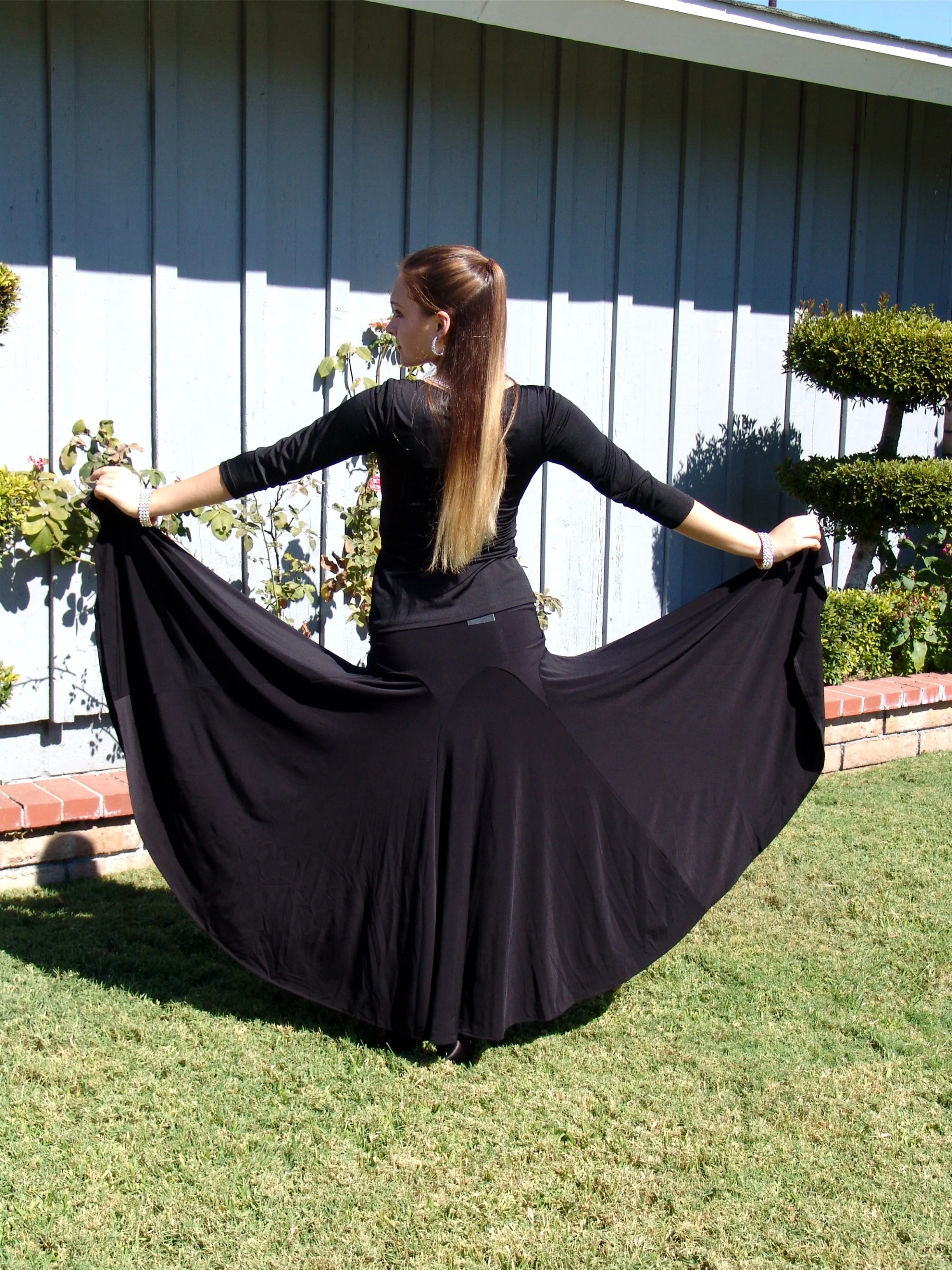NUG 0065 Black Full Circle Standard Godet Skirt