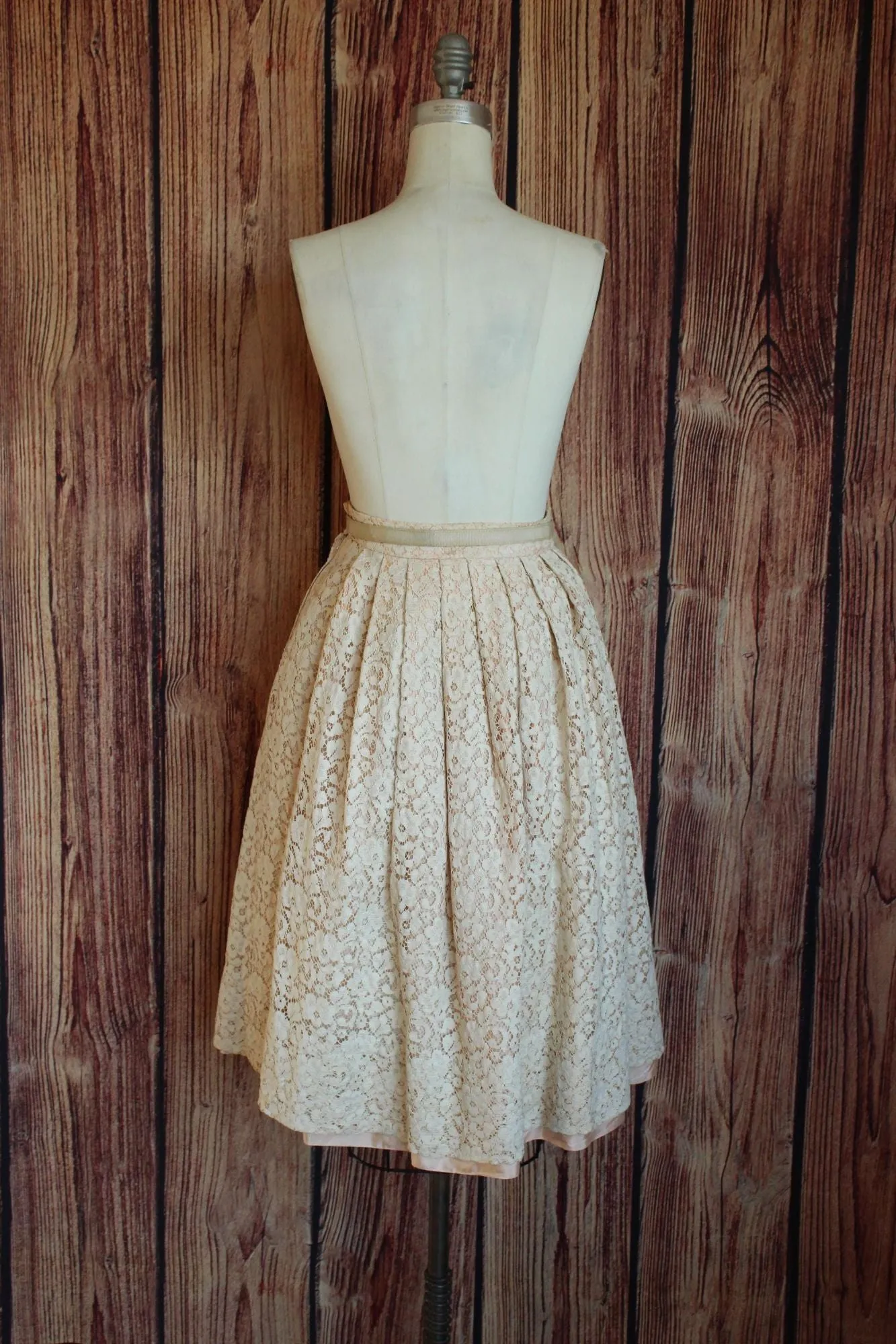 Vintage 1950s 1960s Charm of Hollywood Pink and Ivory Lace Skirt with Belt